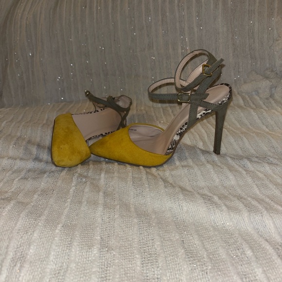 Charlotte Russe Shoes - Charlotte Russe Mustard and Taupe Heels